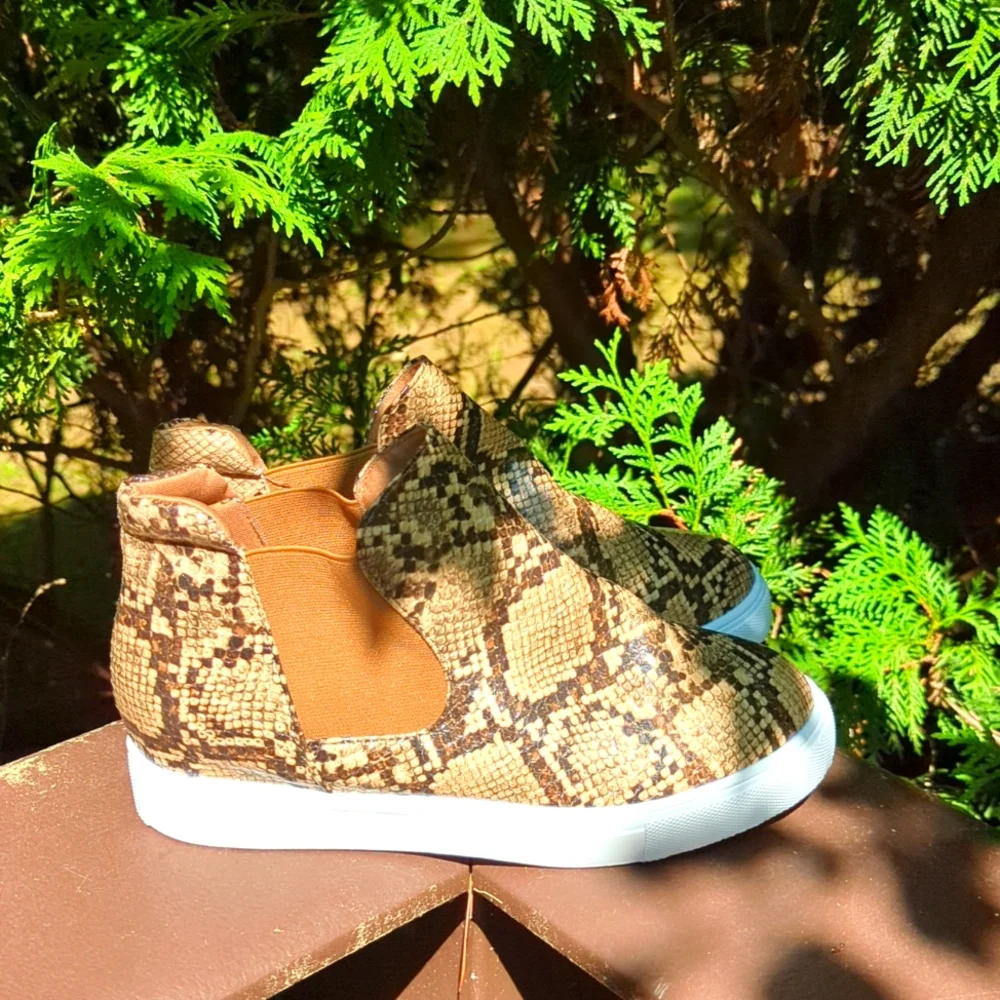 Snakeskin print Slipon Hightop Sneakers